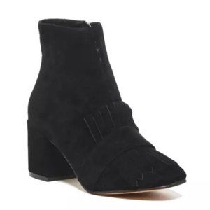 NWOT Steven by Steve Madden Kiltie Bootie Size 8